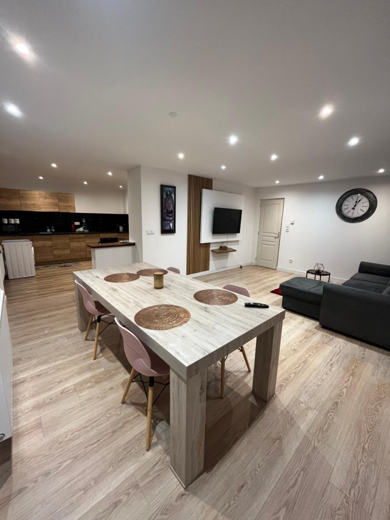 Grande Chambre Dans Loft A Deux Pas De La Plage Dunkirk Ngoại thất bức ảnh